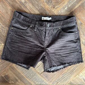 Carve Designs | Oahu 4” Corduroy Shorts in Black
